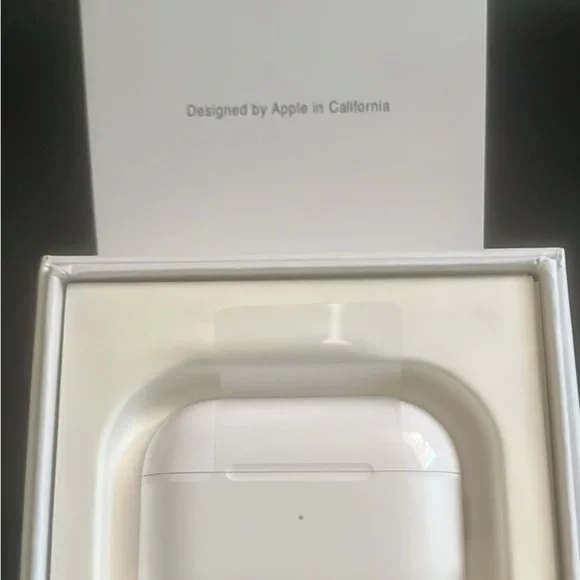 Apple AirPods Pro 2 with MagSafe Charging Case
